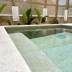 Atma & فندق فاليراكي