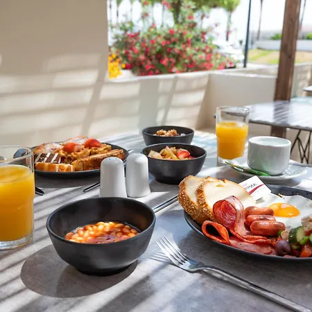 Atma & Φαληράκι