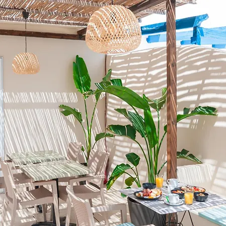 Hotel Atma & 3*