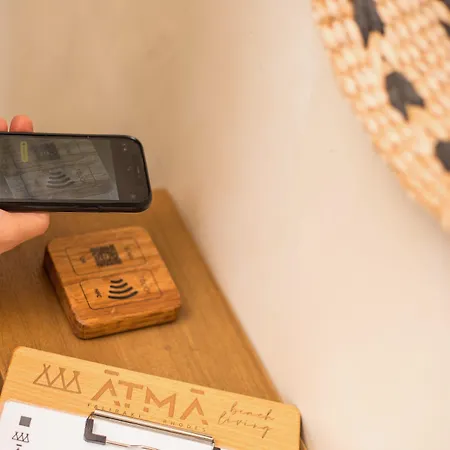 Atma & Ξενοδοχείο Φαληράκι