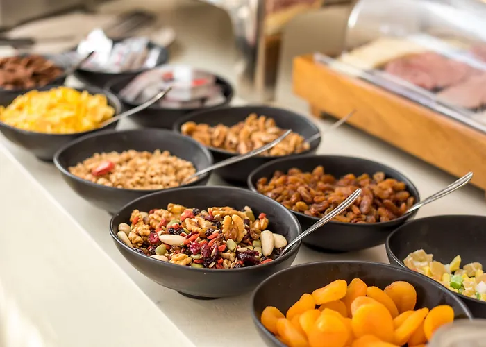 Atma & Szálloda Faliráki